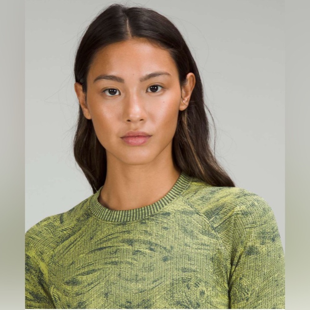 Lululemon Rest Less Pullover - Picture 4 of 16